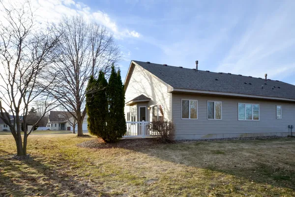 $320,000 | 228 Goldfinch Lane, Clearwater, MN 55320