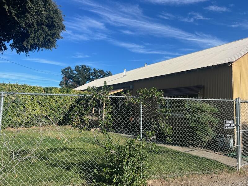 735 Reeds Avenue Red Bluff, CA 96080 - Photo 21 of 39 IMG_1819