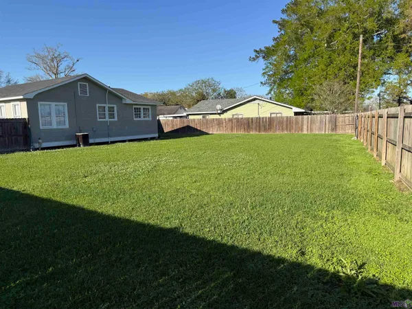 $164,000 | 24225 Cross Street, Plaquemine, LA 70764