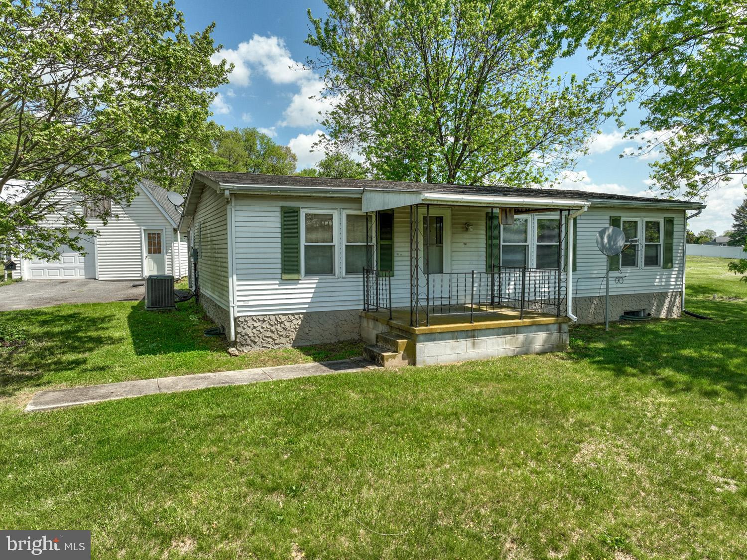161 Sigman Road New Providence, PA 17560 - Photo 3 of 43 Gallery Image 3