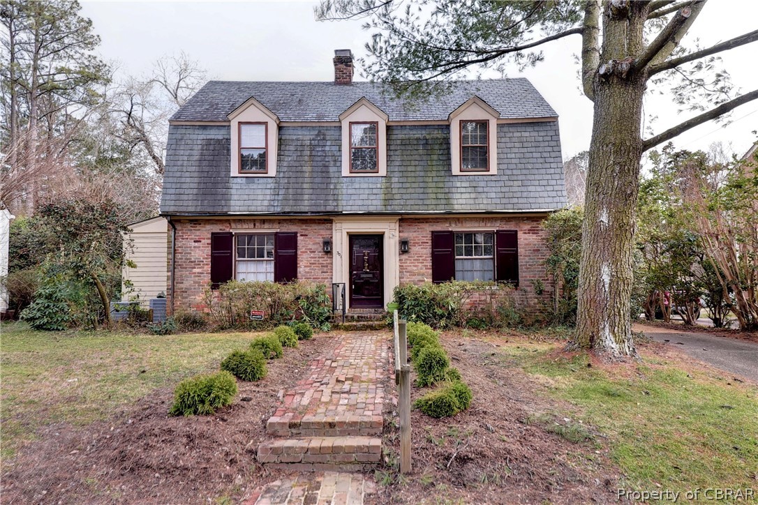 301 Indian Springs Road Williamsburg, VA 23185 - Photo 25 of 25 Located on a private and quiet street within walking distance to William & Mary and Colonial Williamsburg, you will love this charming cape cod offering unique spaces and tons of character.
