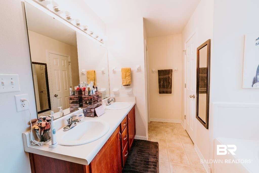 11910 Ives Lane Mobile, AL 36608 - Photo 12 of 24