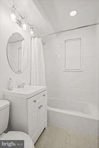 $1,650 | 3821 Hamilton Street, Unit A102, Hyattsville, MD 20781