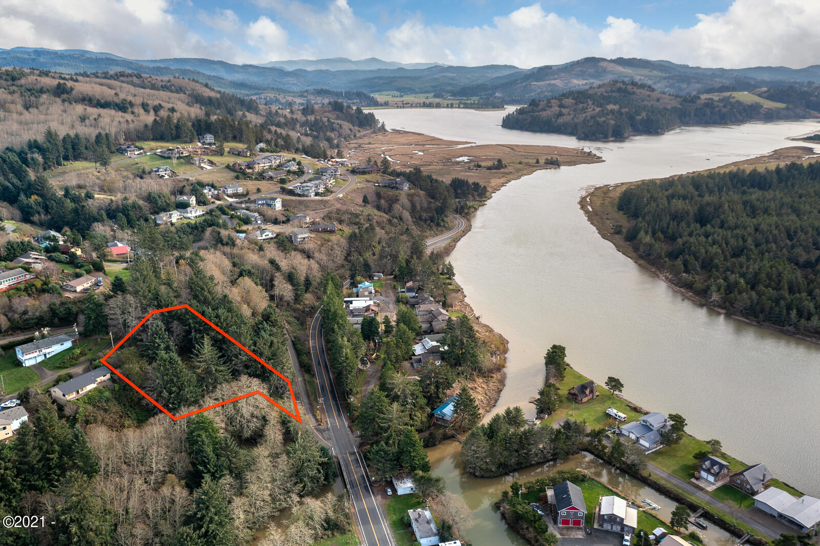 10900 Fisher Road Pacific City, OR 97135 - Photo 6 of 7 10900 Lower Loop Rd-06