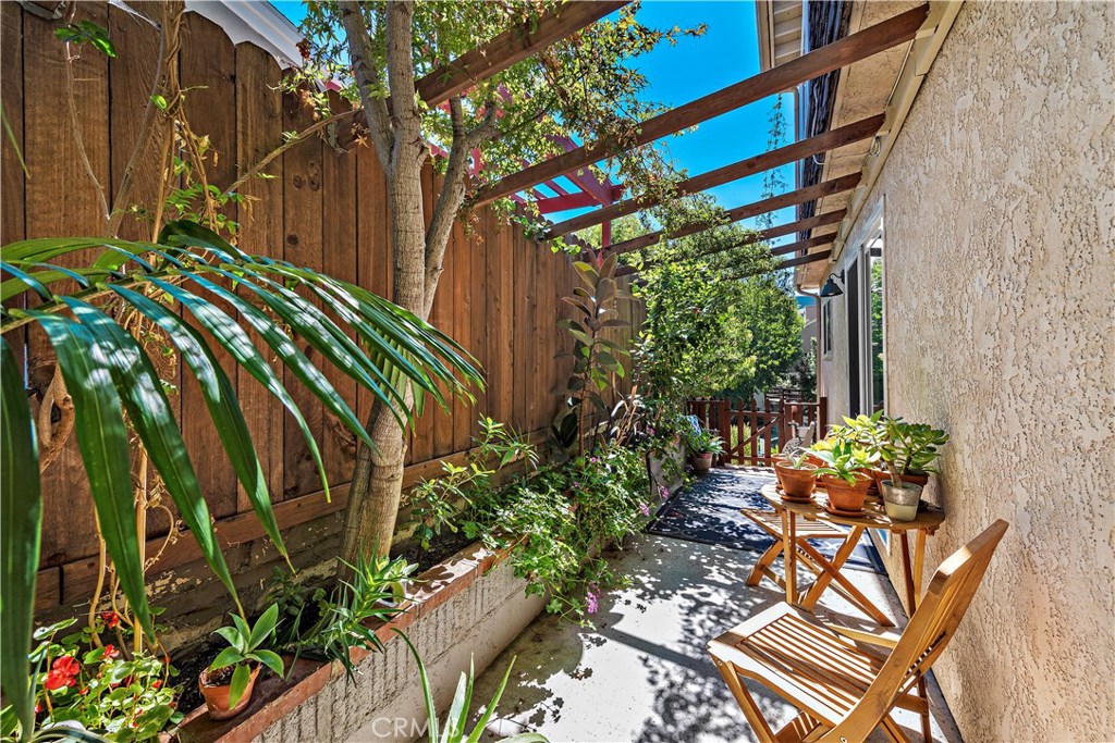 34072 Zarzito Dana Point, CA 92629 - Photo 25 of 44 a house with lots of flowers