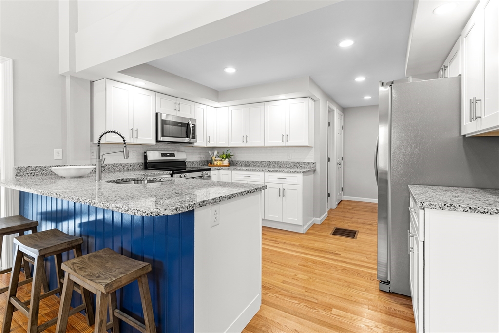 5 Bell Road Bourne, MA 02532 - Photo 14 of 28