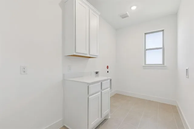 $624,900 | 137 Swan Lake Drive, Waxahachie, TX 75165