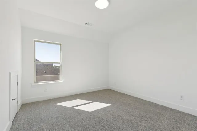 $624,900 | 137 Swan Lake Drive, Waxahachie, TX 75165