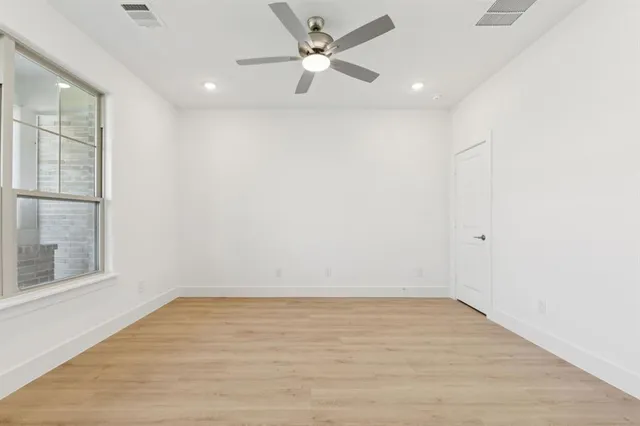 $624,900 | 137 Swan Lake Drive, Waxahachie, TX 75165