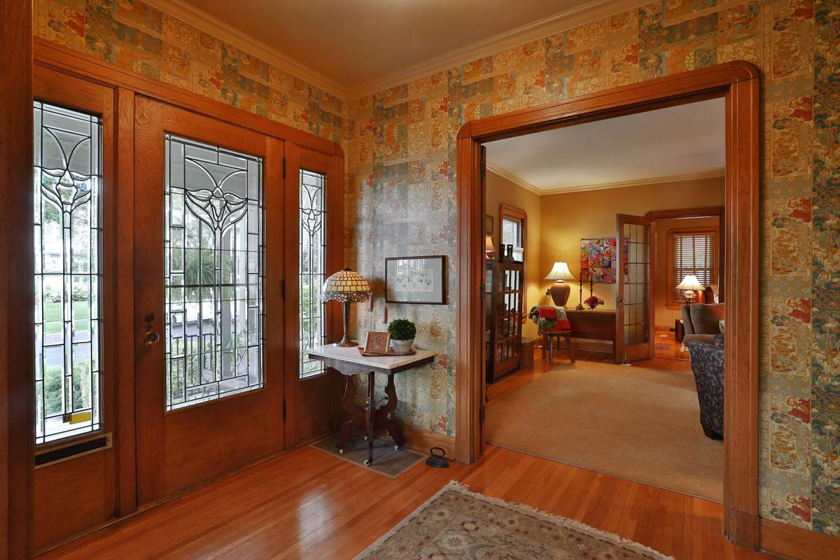 23 Arden Road Columbus, OH 43214 - Photo 5 of 44 Gallery Image 5