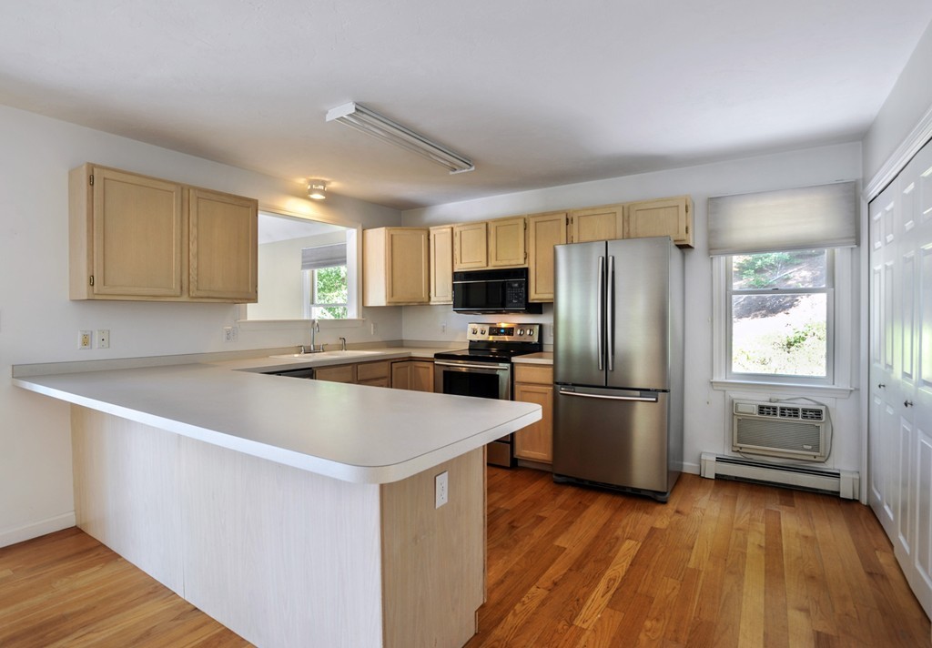 99 Monks Hill Road Kingston, MA 02364 - Photo 4 of 24 Gallery Image 4
