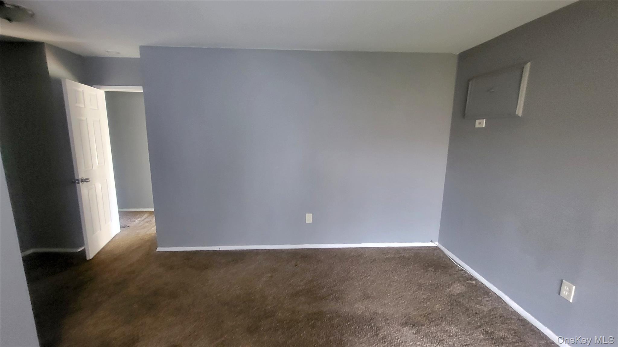 3 Hook Road, Unit 72D Poughkeepsie, NY 12601 - Photo 18 of 23 Primary Bedroom Entrance