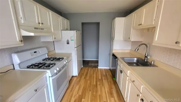 $210,000 | 3 Hook Road, Unit 72D, Poughkeepsie, NY 12601