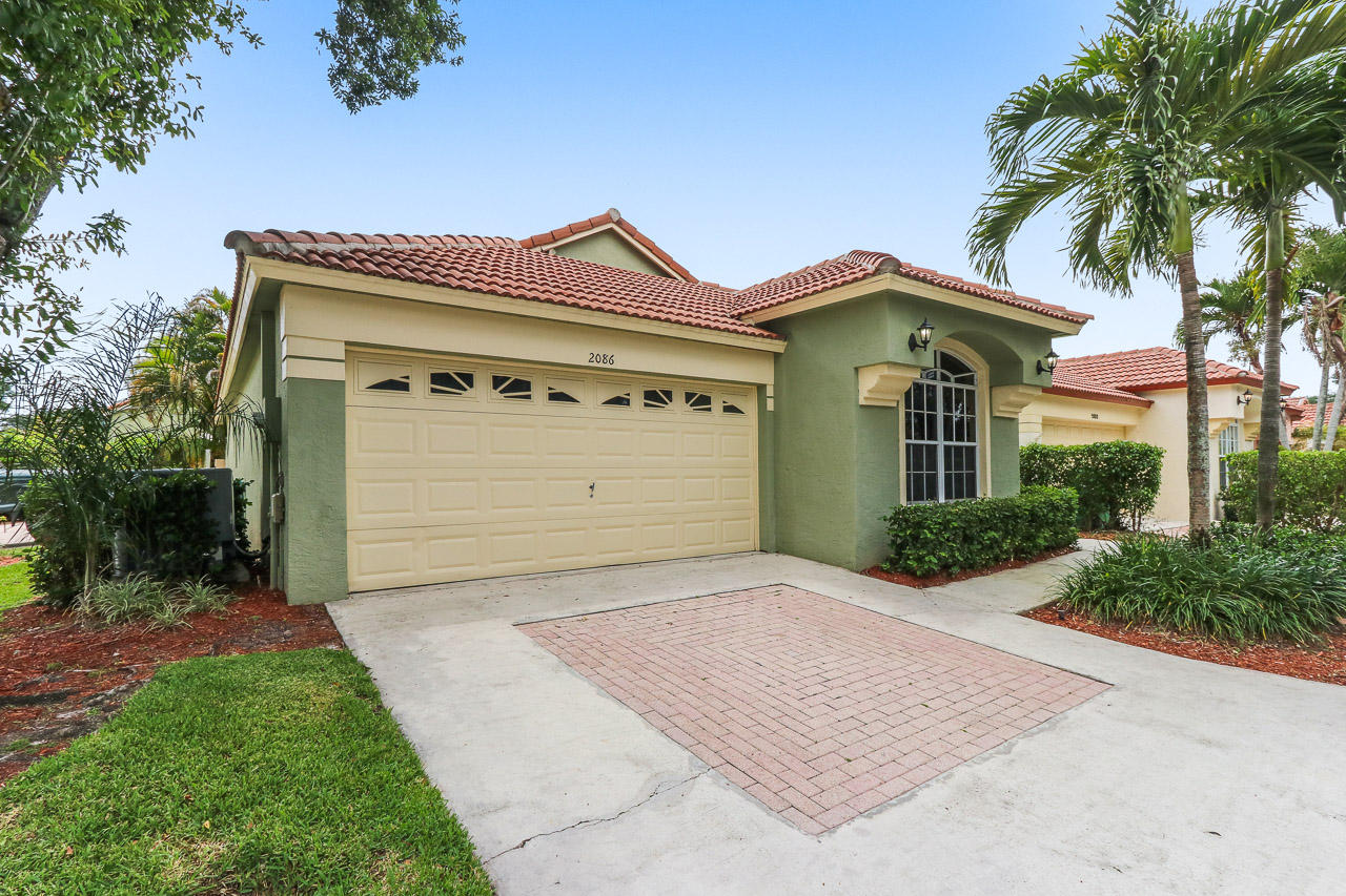 2086 Bonisle Circle Riviera Beach, FL 33418 - Photo 1 of 19 2086 Bonisle Cir Riviera Beach-print-002