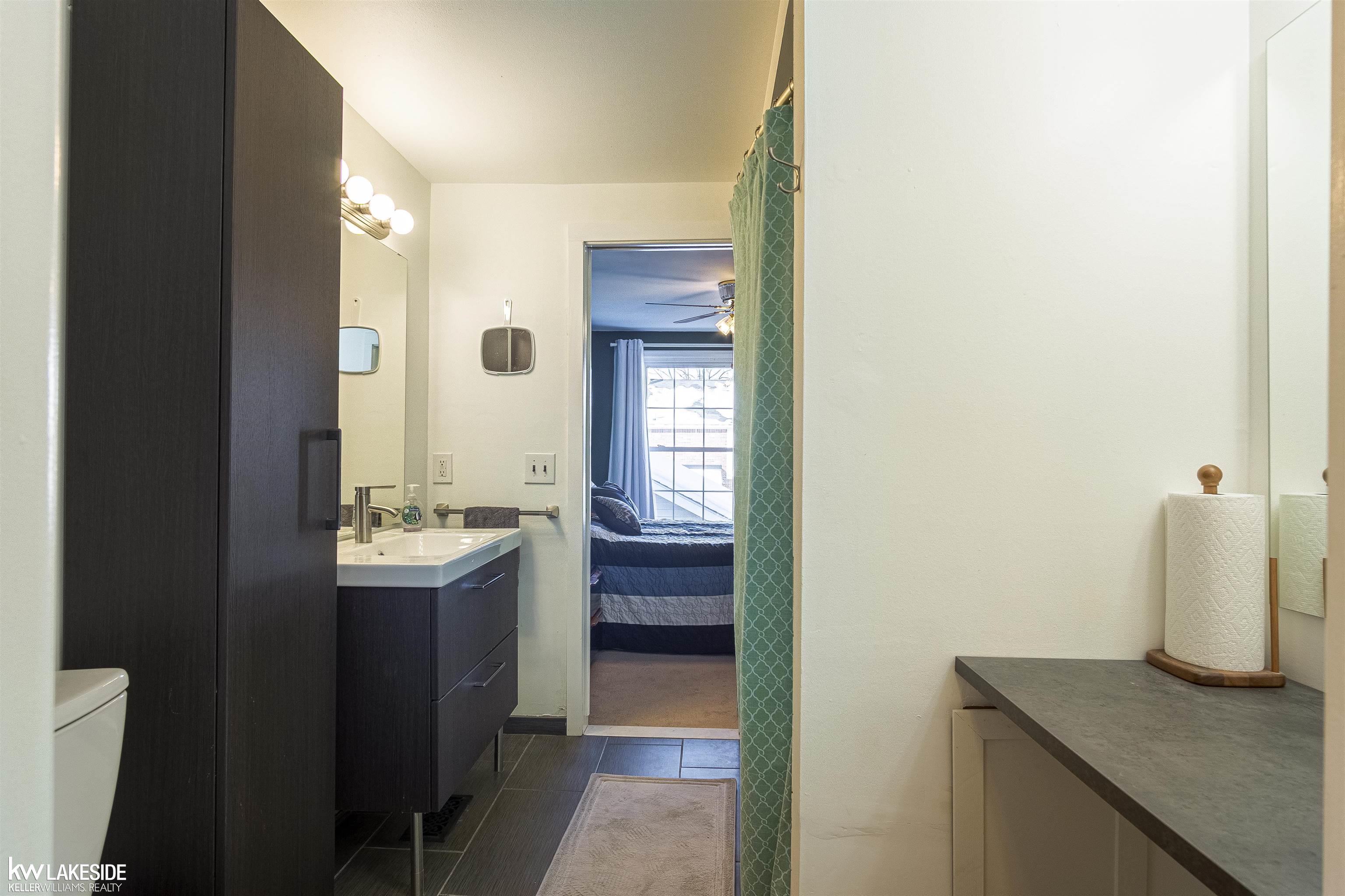 3505 Crooks Road Royal Oak, MI 48073 - Photo 26 of 39 50101847-25.JPG