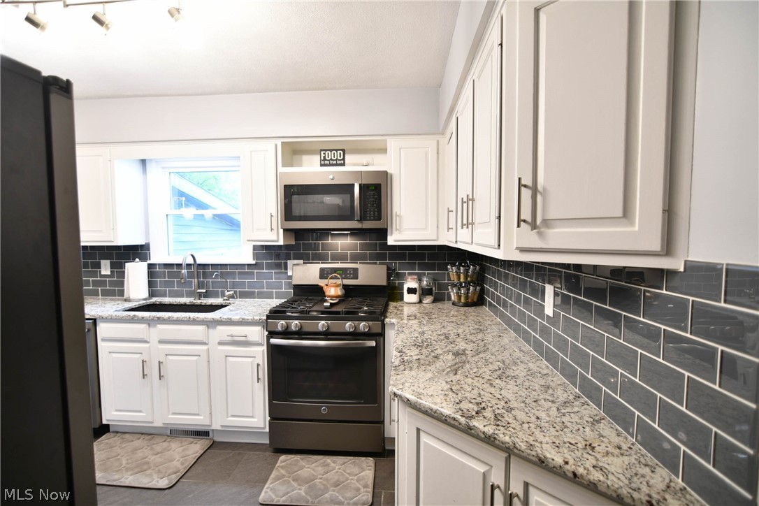 3360 Barrett Road Akron, OH 44333 - Photo 14 of 35 Gallery Image 14