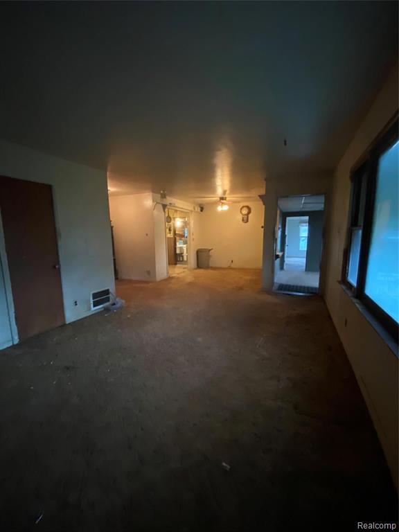 50615 Callens Road Chesterfield, MI 48047 - Photo 17 of 18