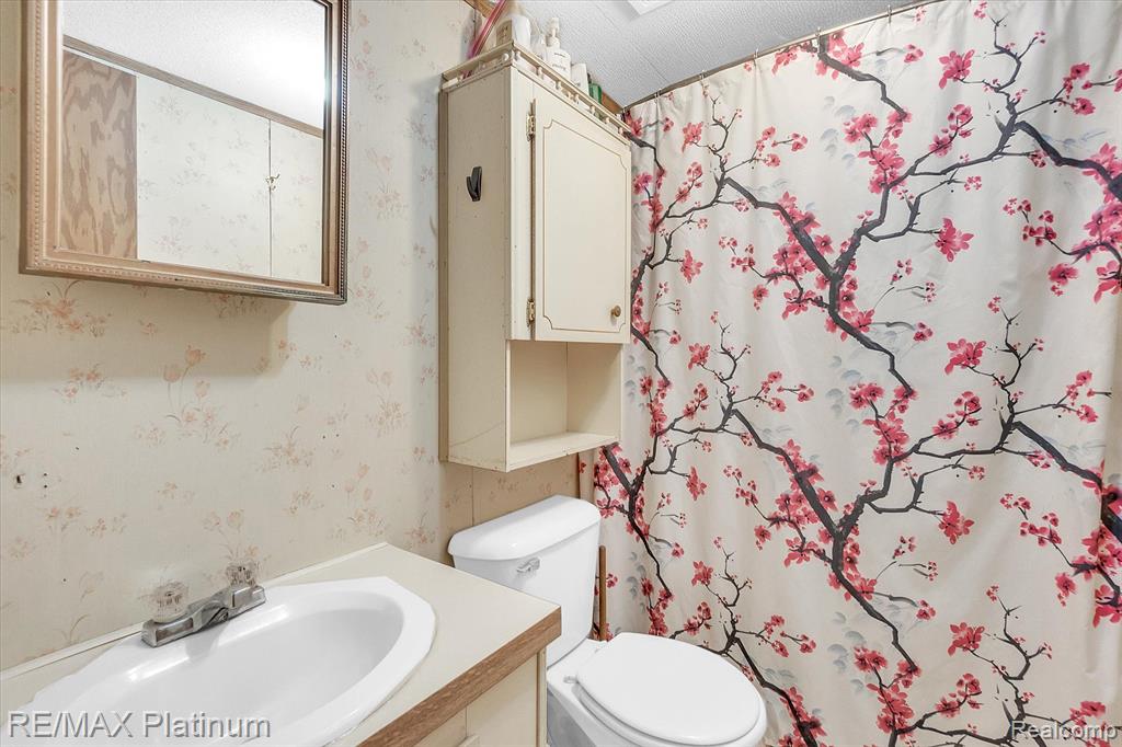 14503 Bird Road Byron, MI 48418 - Photo 29 of 59