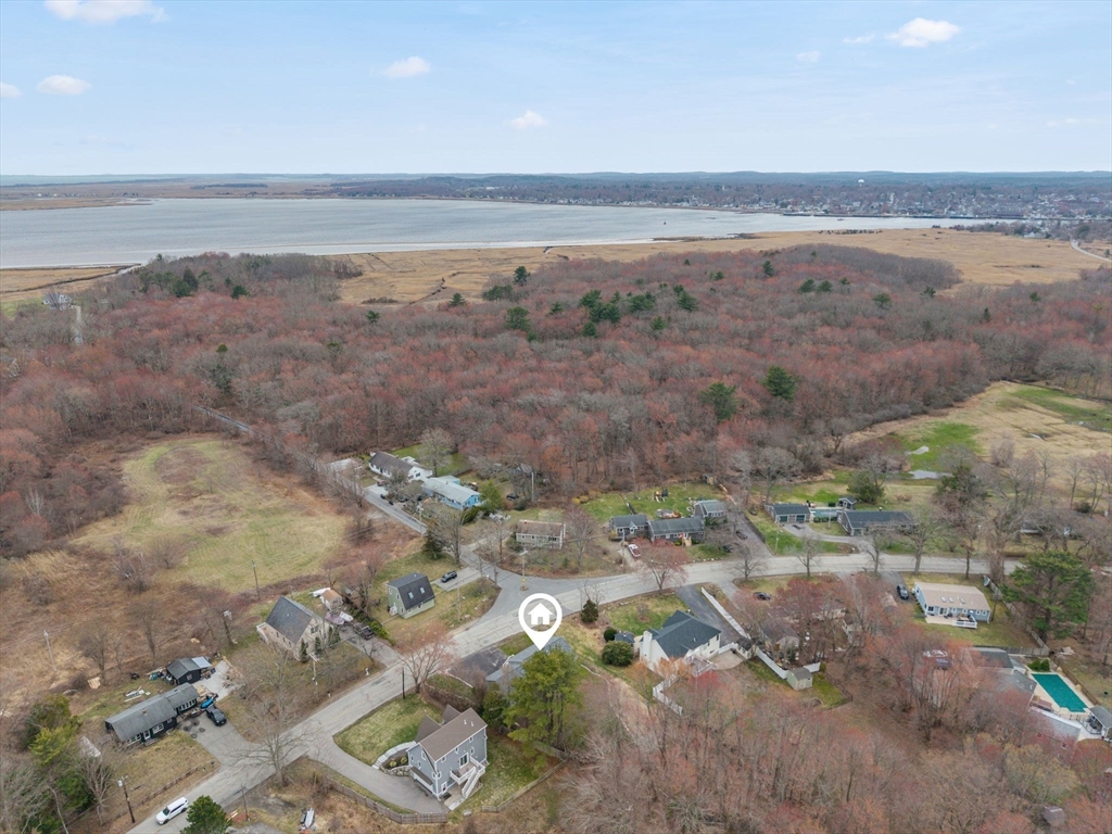86 Ferry Road Salisbury, MA 01952 - Photo 2 of 40