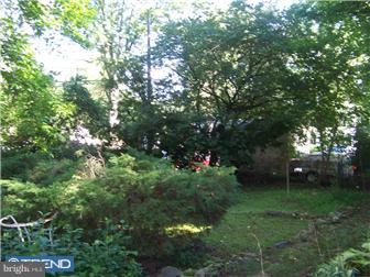 103 Redford Road Oreland, PA 19075 - Photo 2 of 7 Exterior
