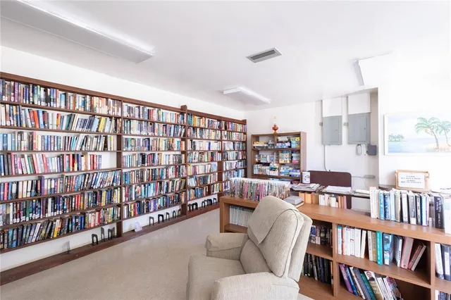 $1,600 | 676 Park Circle, Unit 67, Bradenton, FL 34207