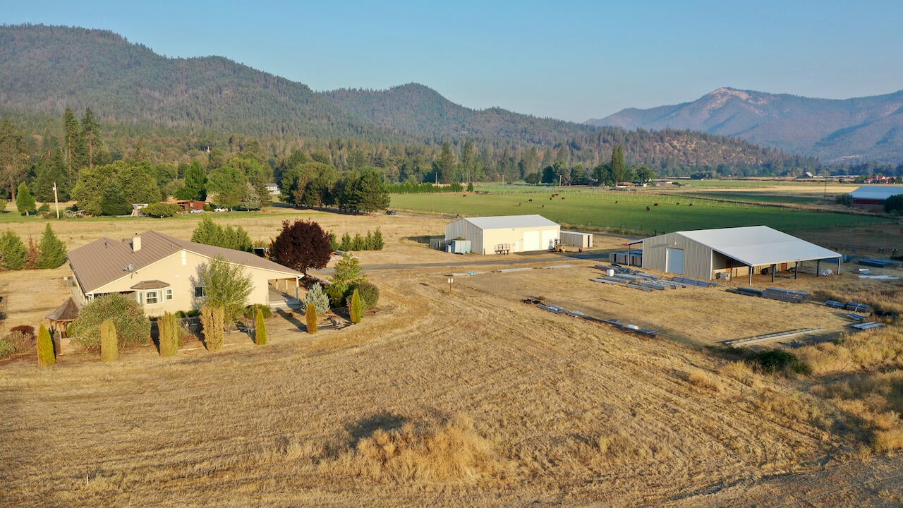 580 Hamilton Road Jacksonville, OR 97530 - Photo 59 of 64 5819367050581D74B2D4734AAD3AE8C7