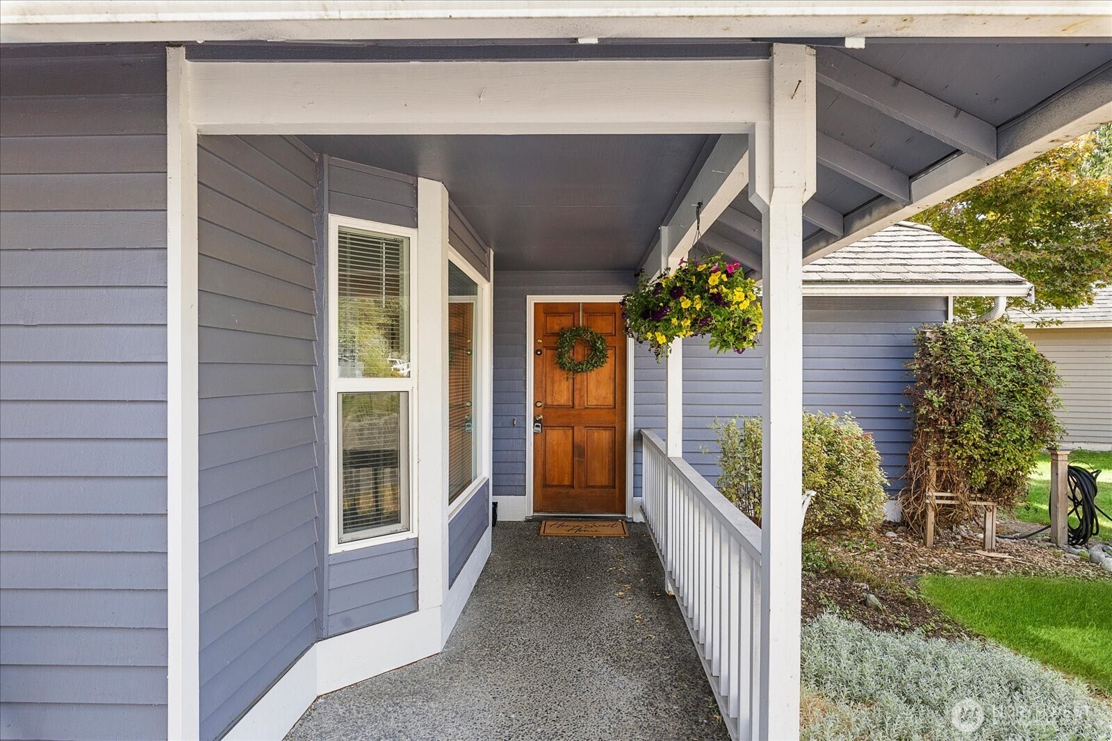 16721 6th Avenue Southeast Bothell, WA 98012 - Photo 4 of 36 Gallery Image 4