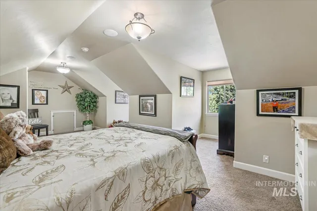 $854,000 | 319 Clear Lake Lane, Buhl, ID 83316