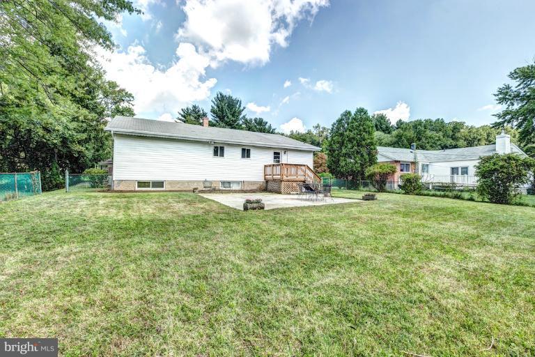 4537 Maryknoll Road Baltimore, MD 21208 - Photo 30 of 30 a house view with a garden space