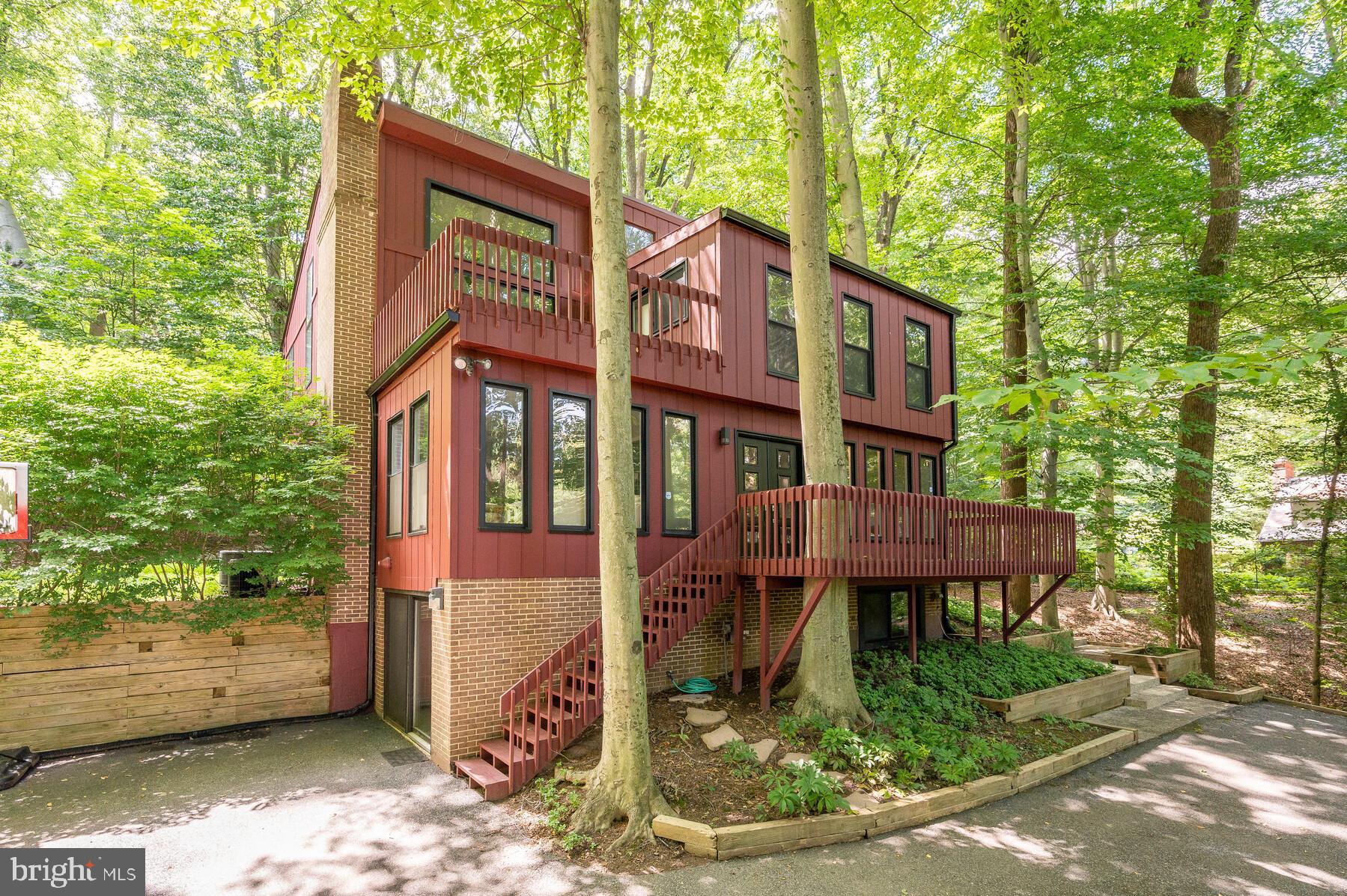 207 Hilltop Road Silver Spring, MD 20910 - Photo 2 of 64