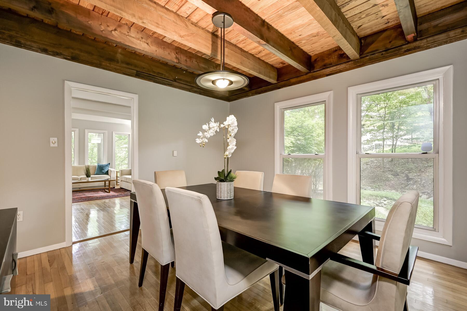 207 Hilltop Road Silver Spring, MD 20910 - Photo 16 of 64