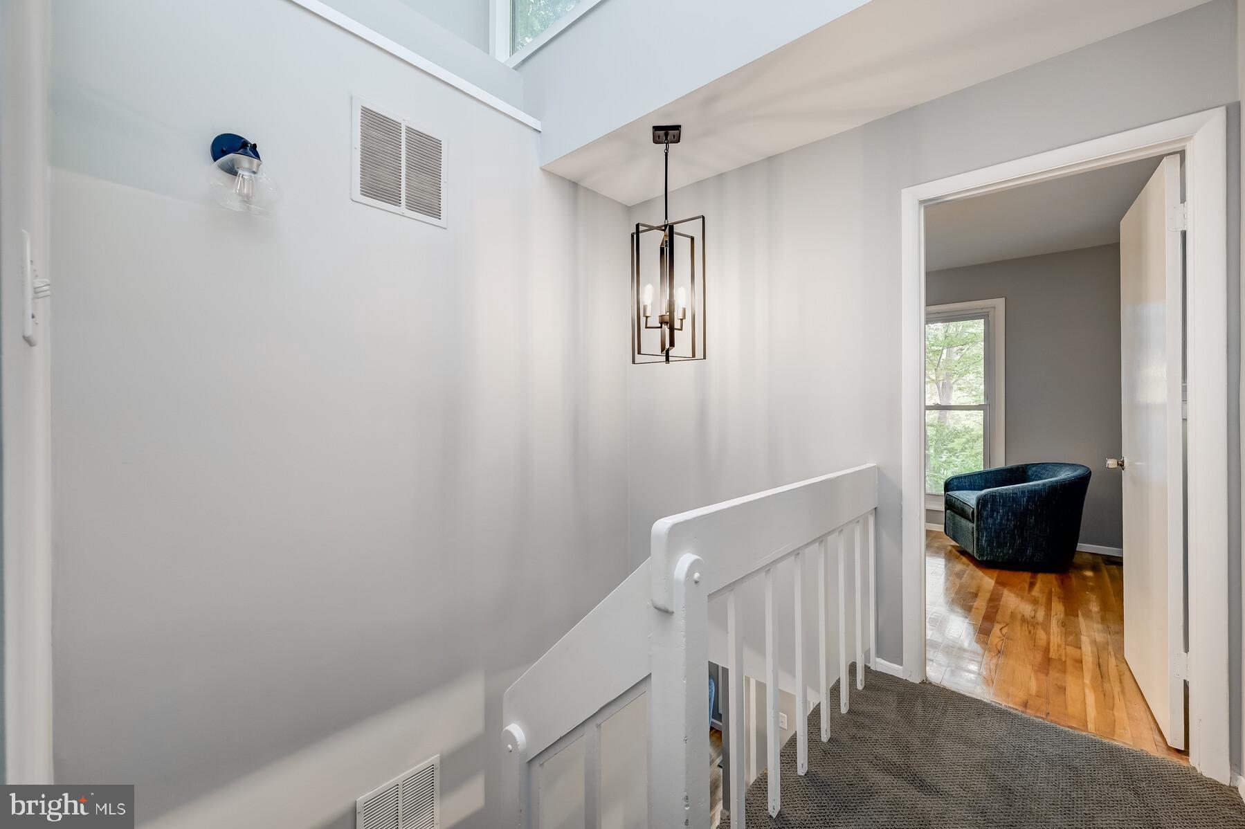 207 Hilltop Road Silver Spring, MD 20910 - Photo 29 of 64