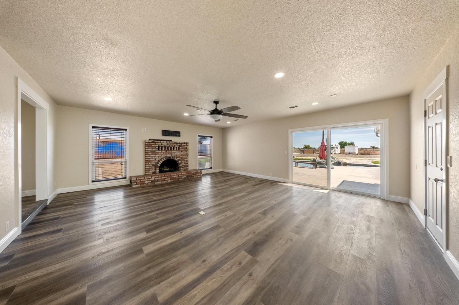 5958 Lathrop Road Manteca, CA 95336 - Photo 25 of 33