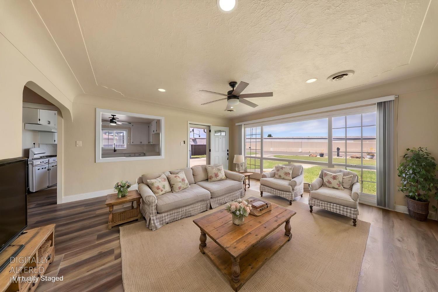 5958 Lathrop Road Manteca, CA 95336 - Photo 6 of 33
