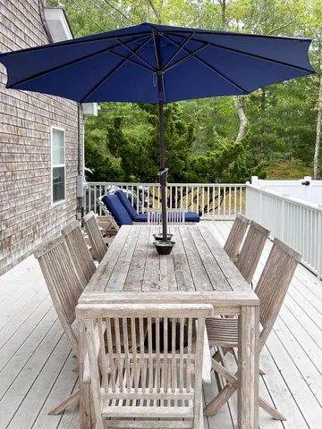 $25,000 | 9 Montauk Avenue, East Hampton, NY 11937