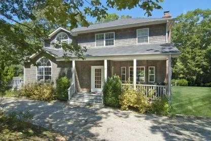 $25,000 | 9 Montauk Avenue, East Hampton, NY 11937