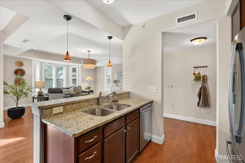 $449,000 | 123 West Bodley Avenue, Unit 303, Kirkwood, MO 63122