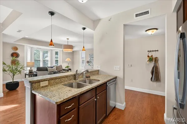 $424,900 | 123 West Bodley Avenue, Unit 303, Kirkwood, MO 63122