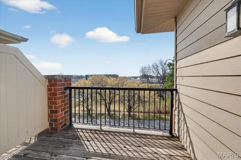 $449,000 | 123 West Bodley Avenue, Unit 303, Kirkwood, MO 63122