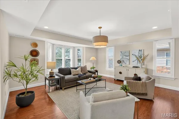 $424,900 | 123 West Bodley Avenue, Unit 303, Kirkwood, MO 63122