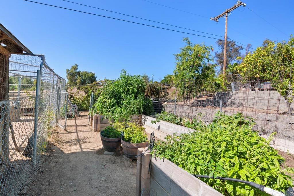 13318 Scotsman Road Lakeside, CA 92040 - Photo 26 of 29