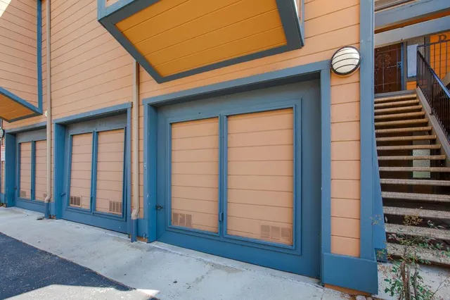 $4,195 | 801 Kalpati Circle, Unit C, Carlsbad, CA 92008