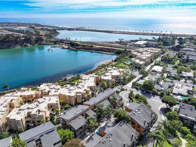 $4,195 | 801 Kalpati Circle, Unit C, Carlsbad, CA 92008