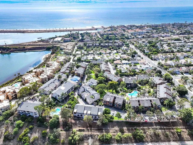 $4,195 | 801 Kalpati Circle, Unit C, Carlsbad, CA 92008