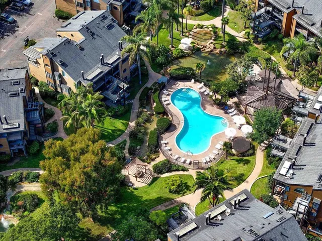 $4,195 | 801 Kalpati Circle, Unit C, Carlsbad, CA 92008