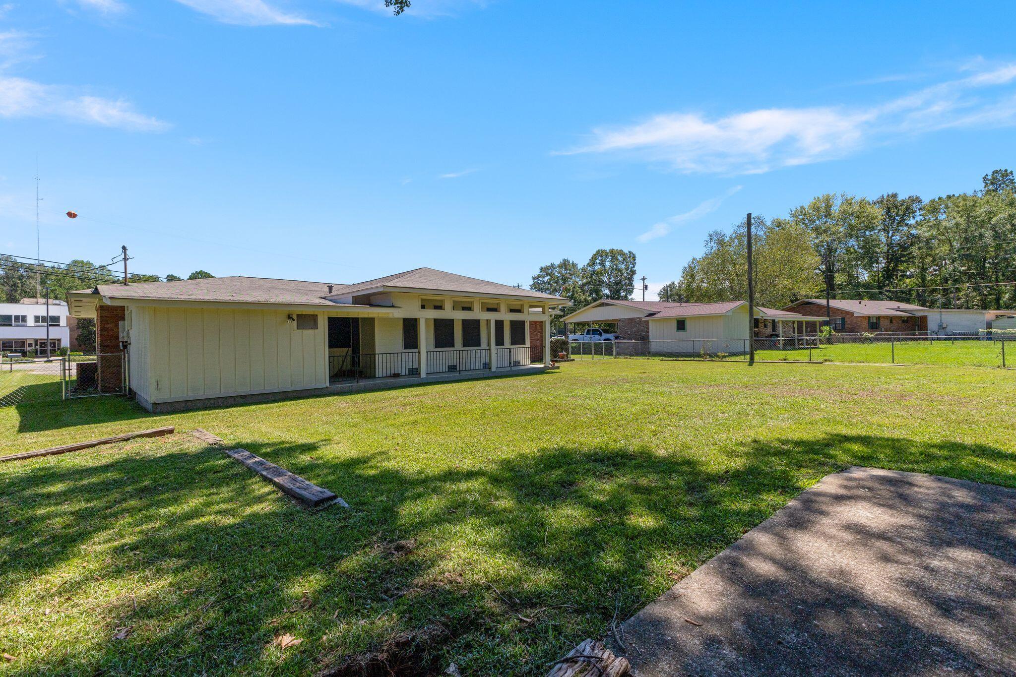 1561 Sumrall Road Columbia, MS 39429 - Photo 32 of 41 Gallery Image 32