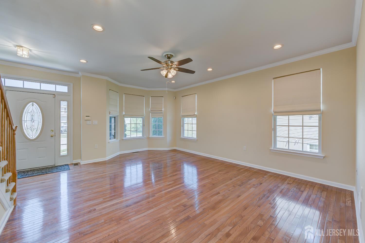 32 Carnation Road Monroe Township, NJ 08831 - Photo 4 of 42