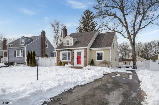 $745,000 | 17 Shady Lane, Fanwood, NJ 07023