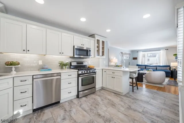 $745,000 | 17 Shady Lane, Fanwood, NJ 07023