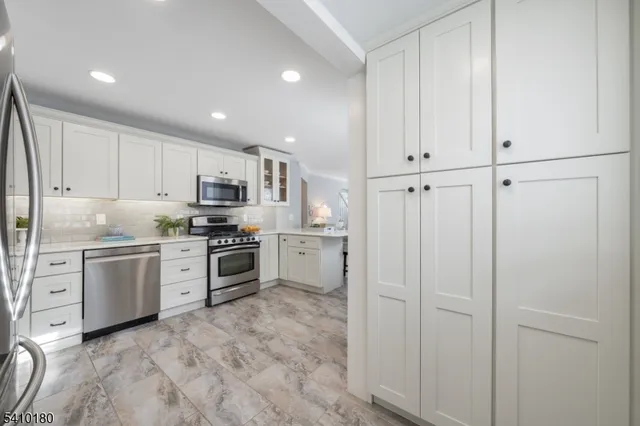 $745,000 | 17 Shady Lane, Fanwood, NJ 07023